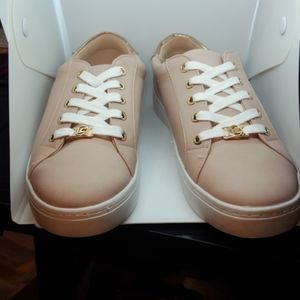 Liz Claiborne Blush Sneakers, Size 8 Wide NEW